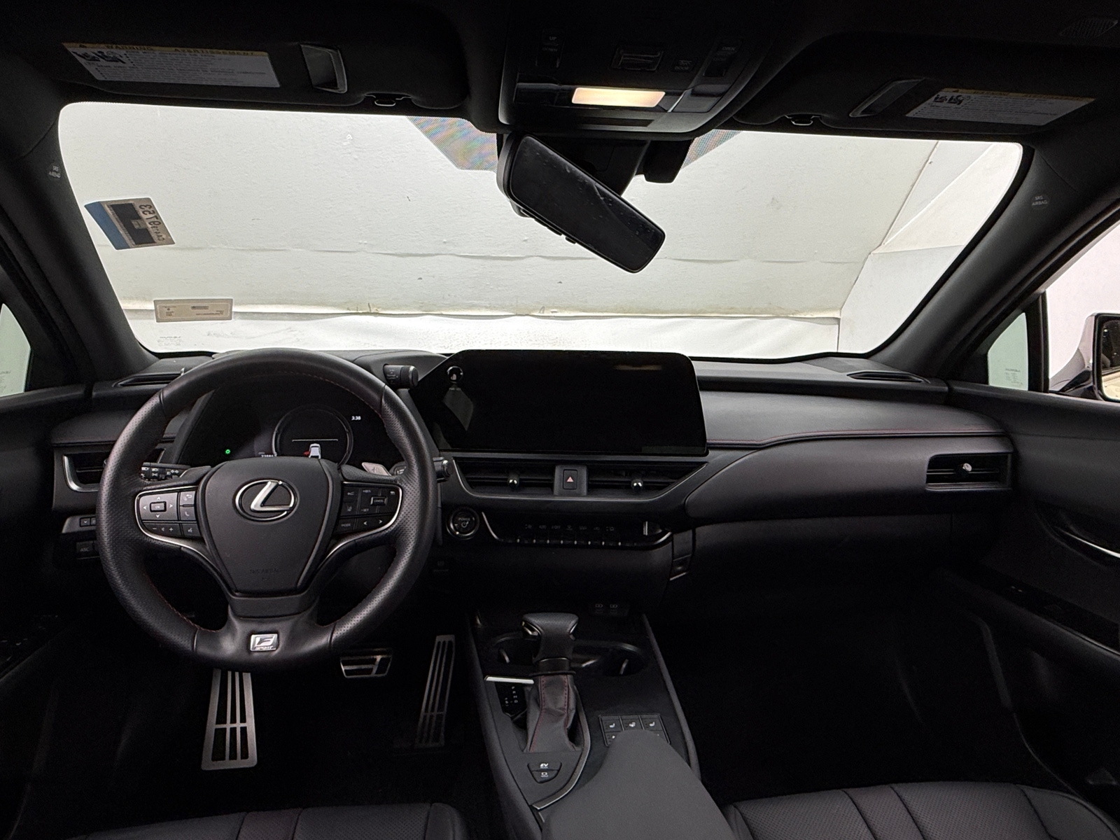 Thumbnail: 2024 Lexus UX - 2