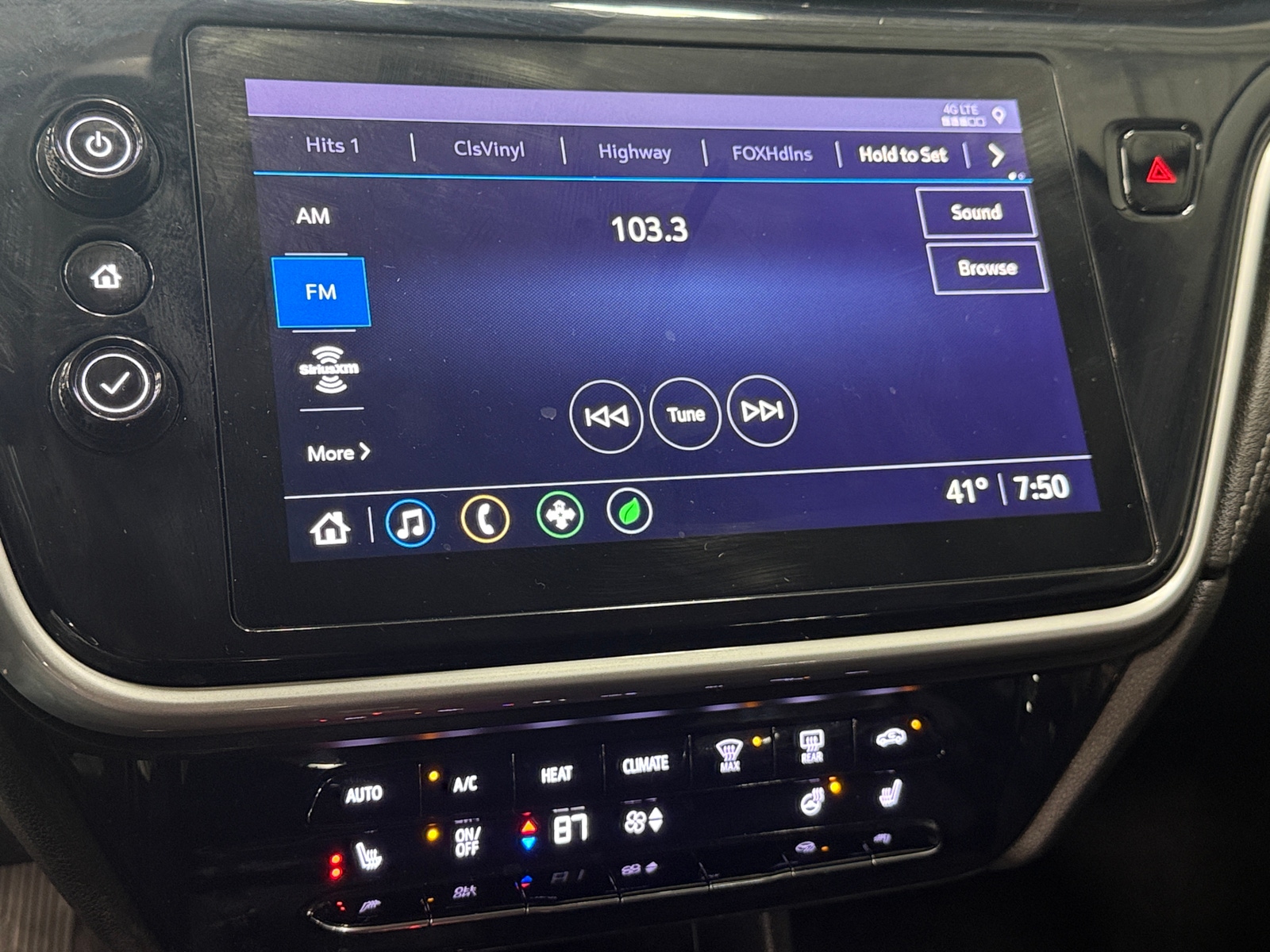 Thumbnail: 2022 Chevrolet Bolt EUV - 4