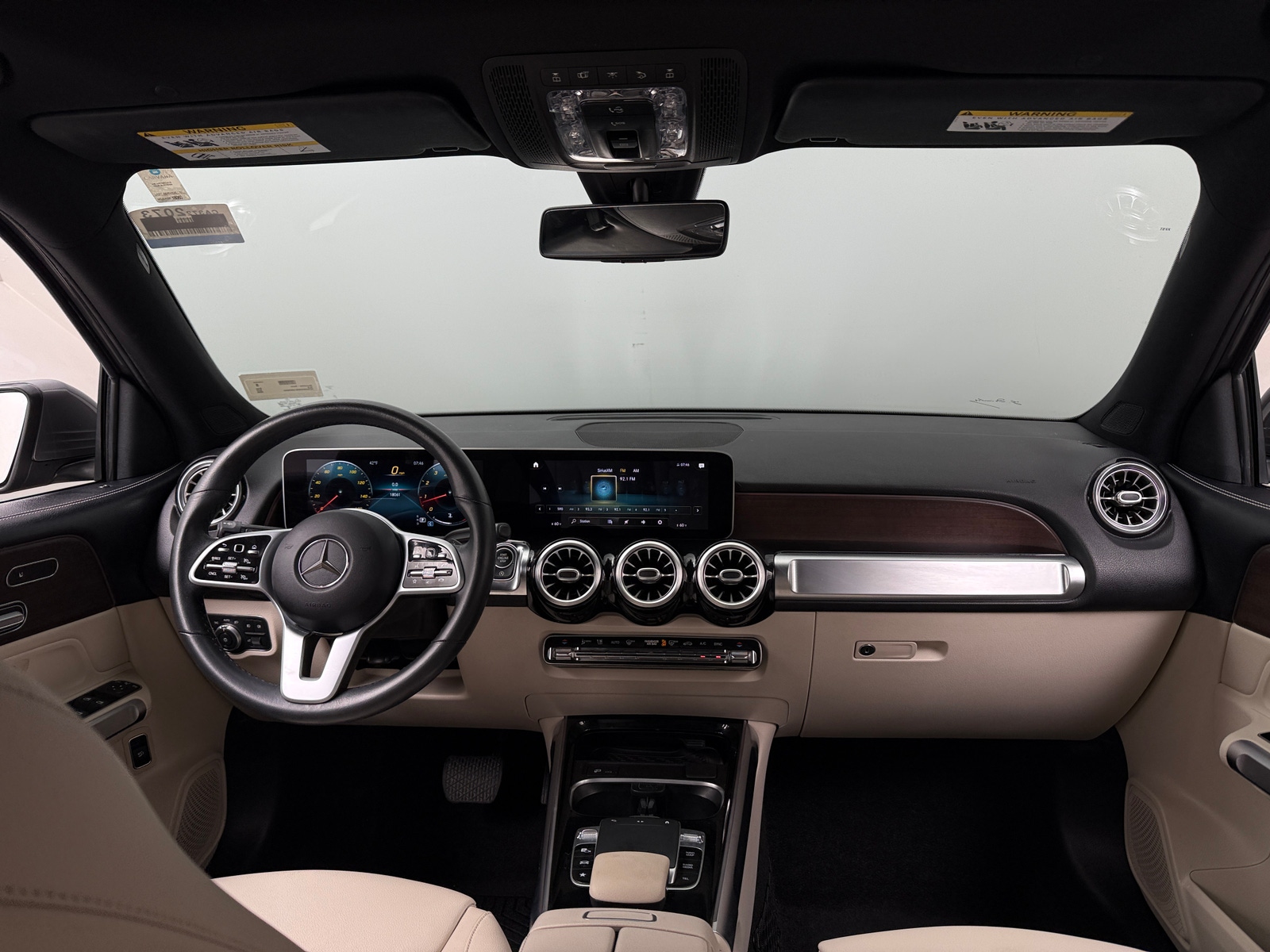 Thumbnail: 2020 Mercedes-Benz GLB - 2