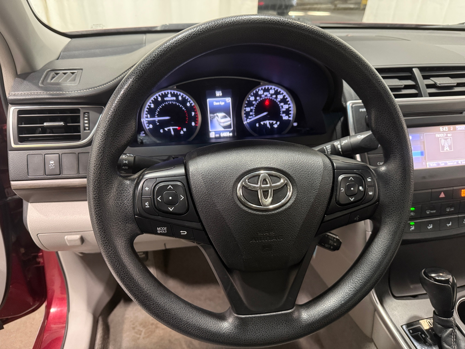 Thumbnail: 2017 Toyota Camry - 5