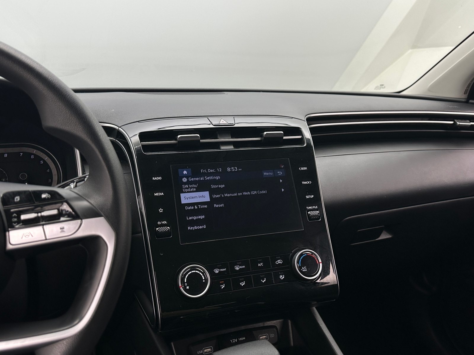 Thumbnail: 2022 Hyundai Tucson - 4