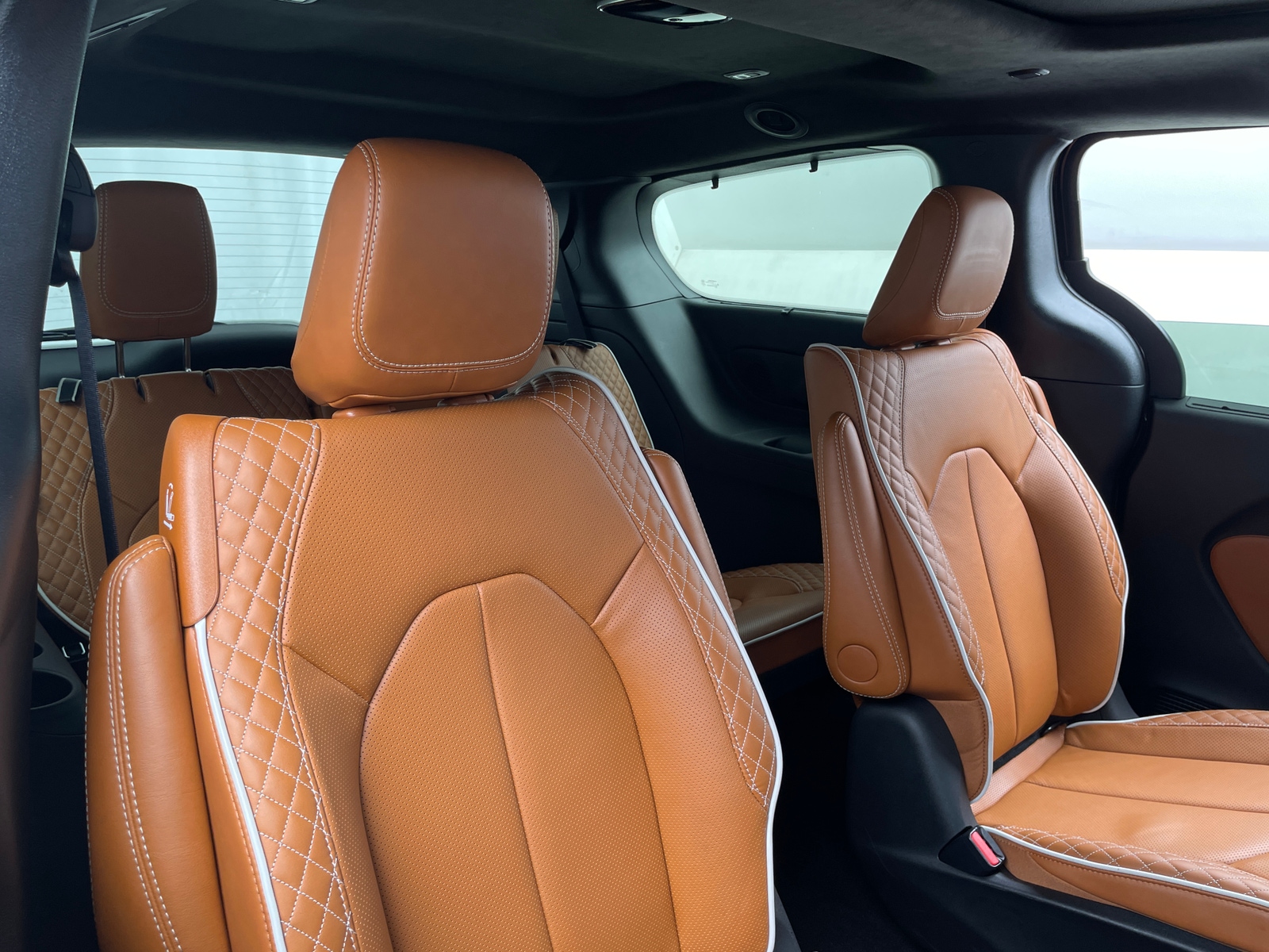 Thumbnail: 2024 Chrysler Pacifica - 6