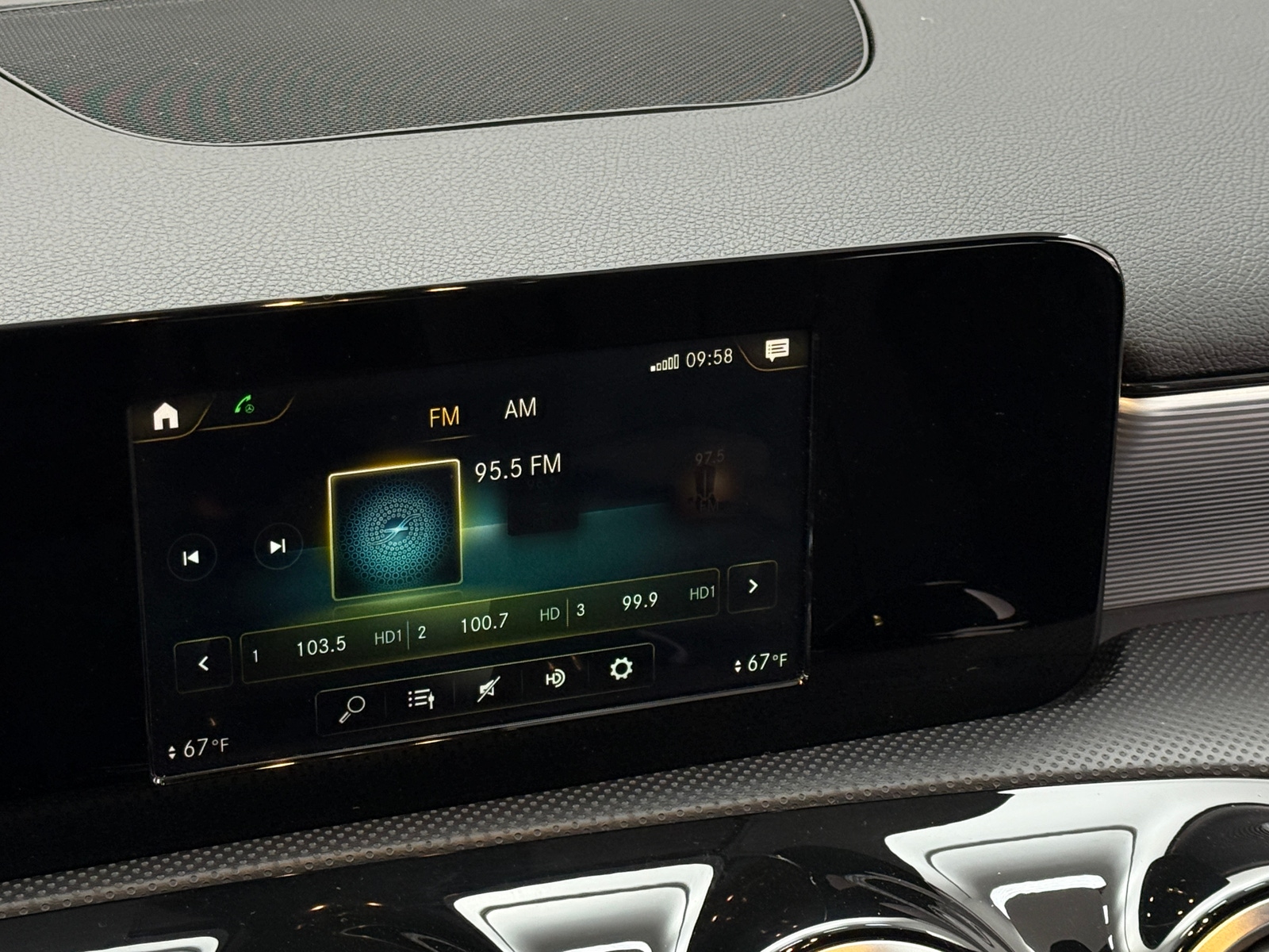 Thumbnail: 2020 Mercedes-Benz A-Class - 3