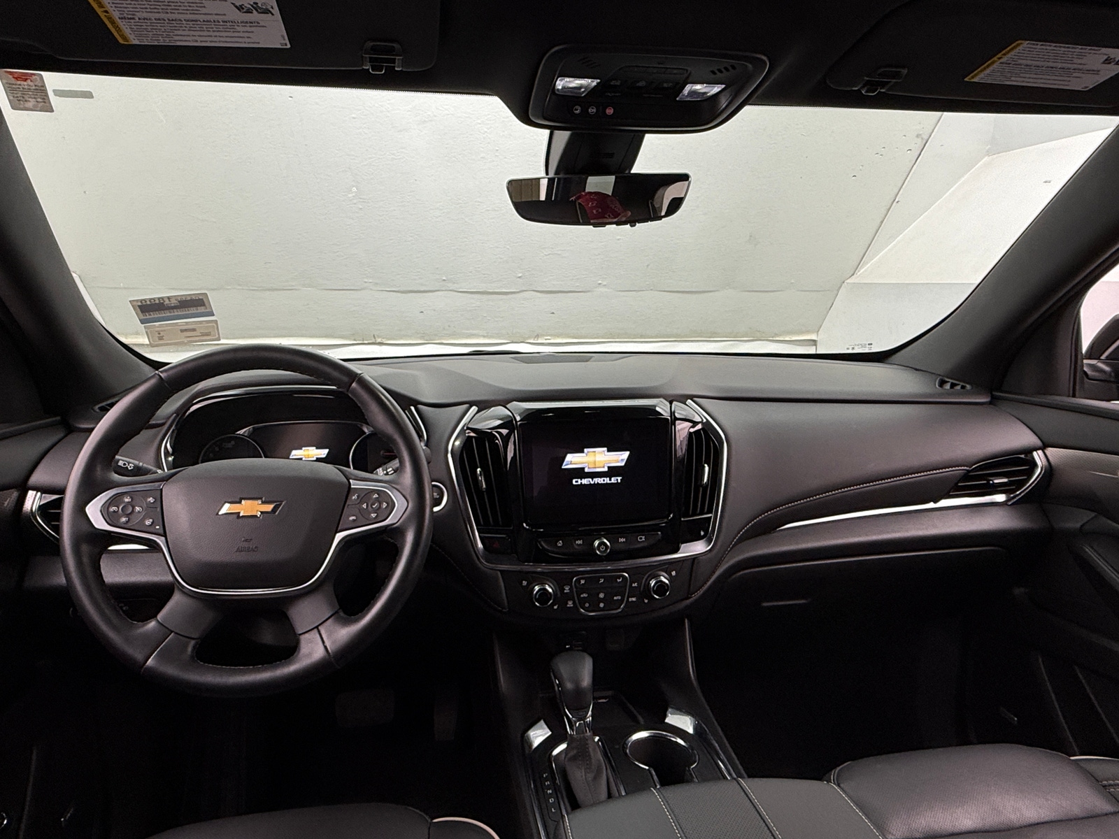 Thumbnail: 2023 Chevrolet Traverse - 2