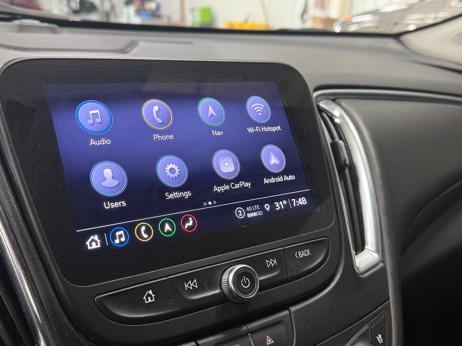 Thumbnail: 2024 Chevrolet Malibu - 3