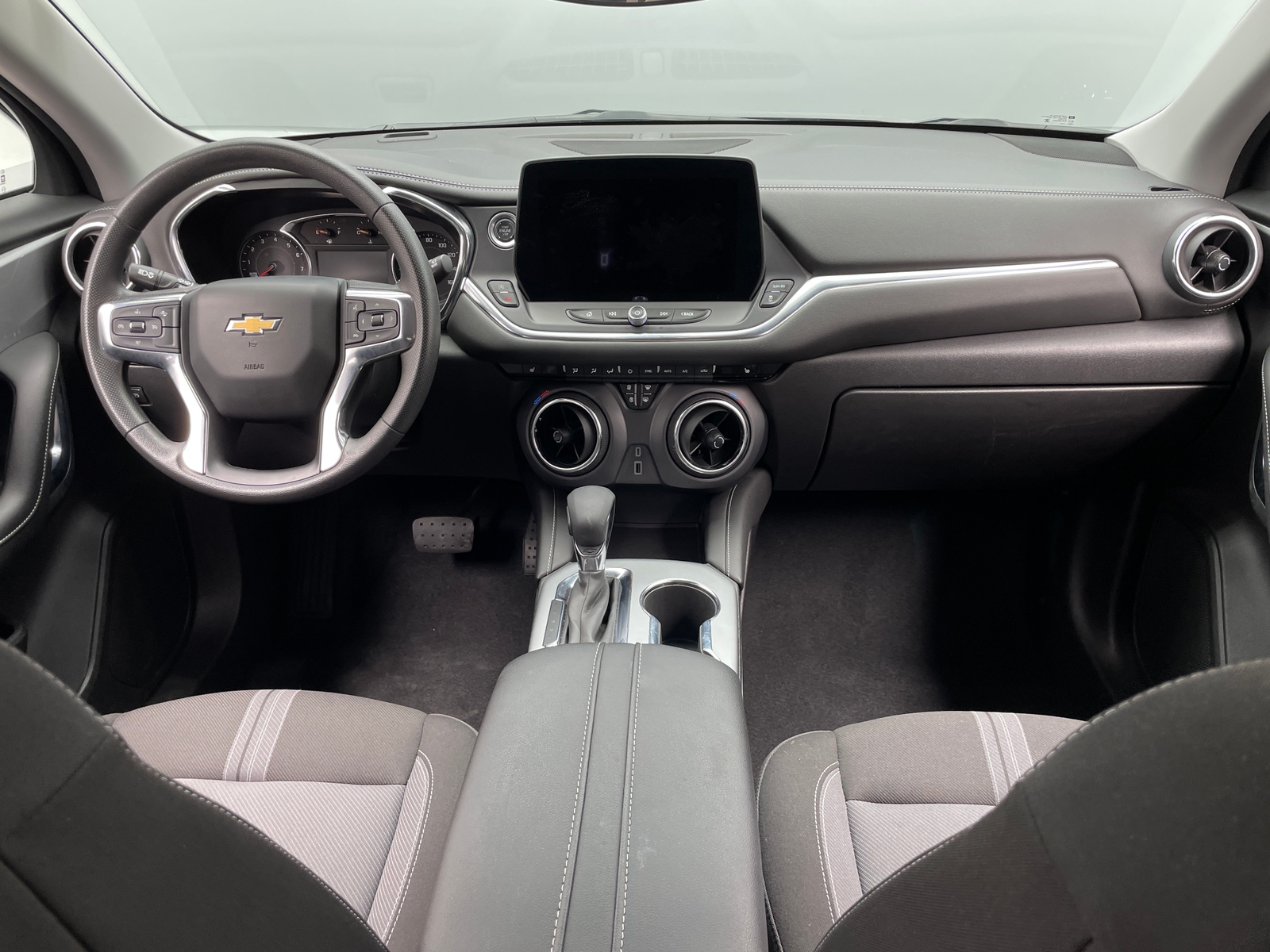 Thumbnail: 2025 Chevrolet Blazer - 3