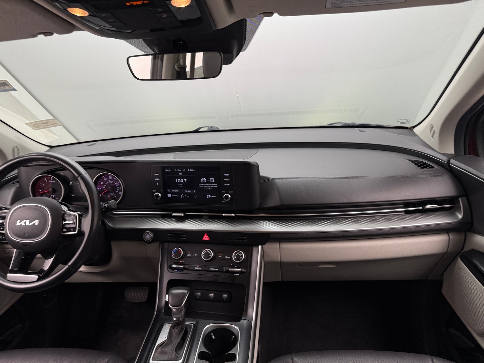 Thumbnail: 2022 Kia Carnival - 3