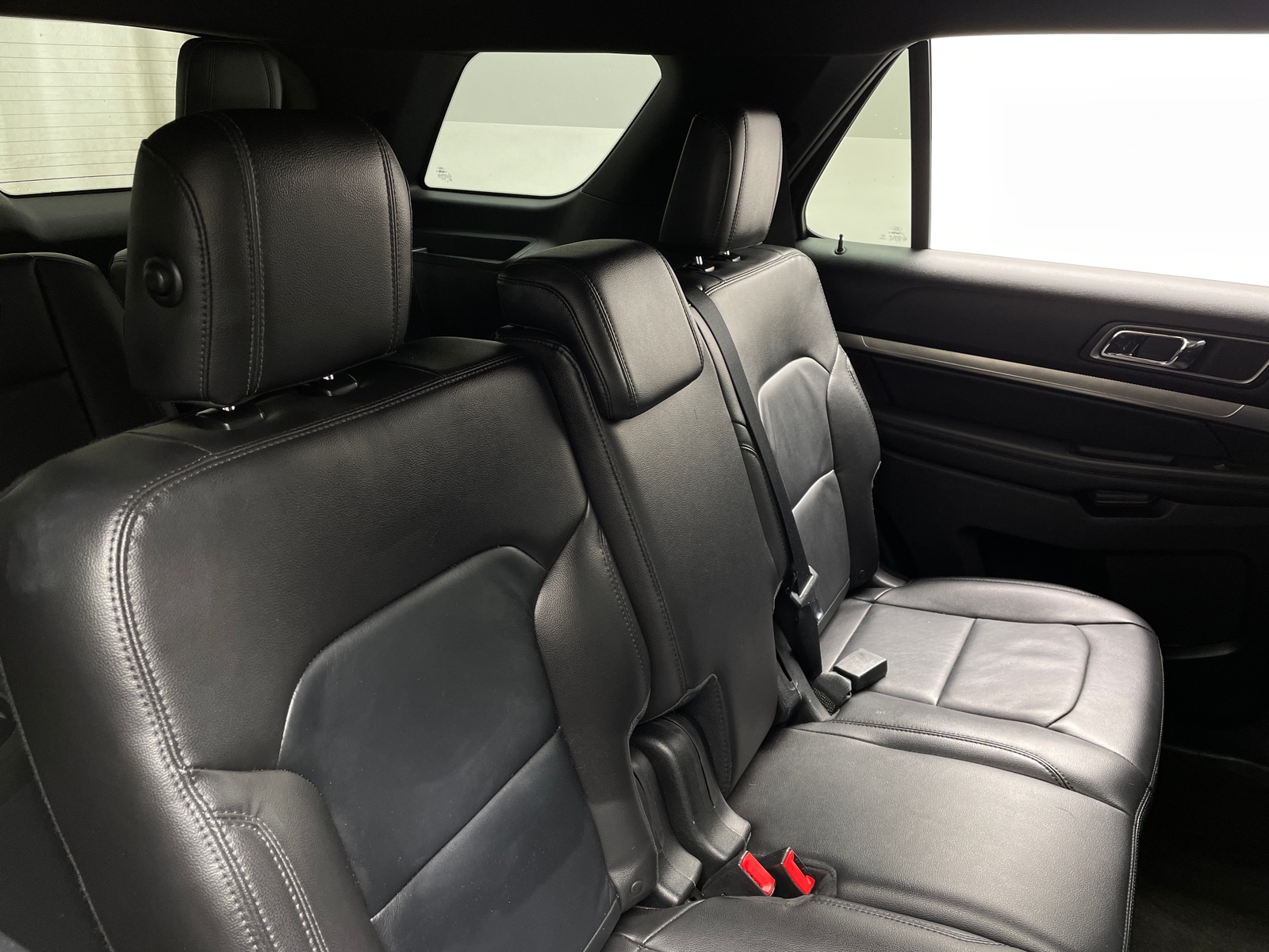 Thumbnail: 2018 Ford Explorer - 6