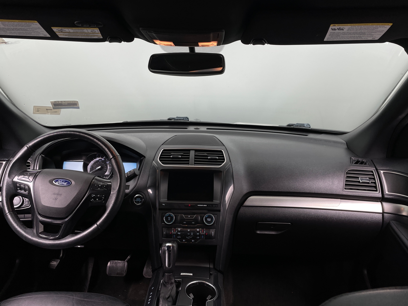 Thumbnail: 2018 Ford Explorer - 3