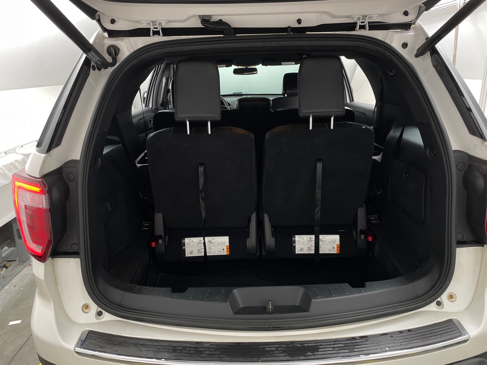 Thumbnail: 2018 Ford Explorer - 7