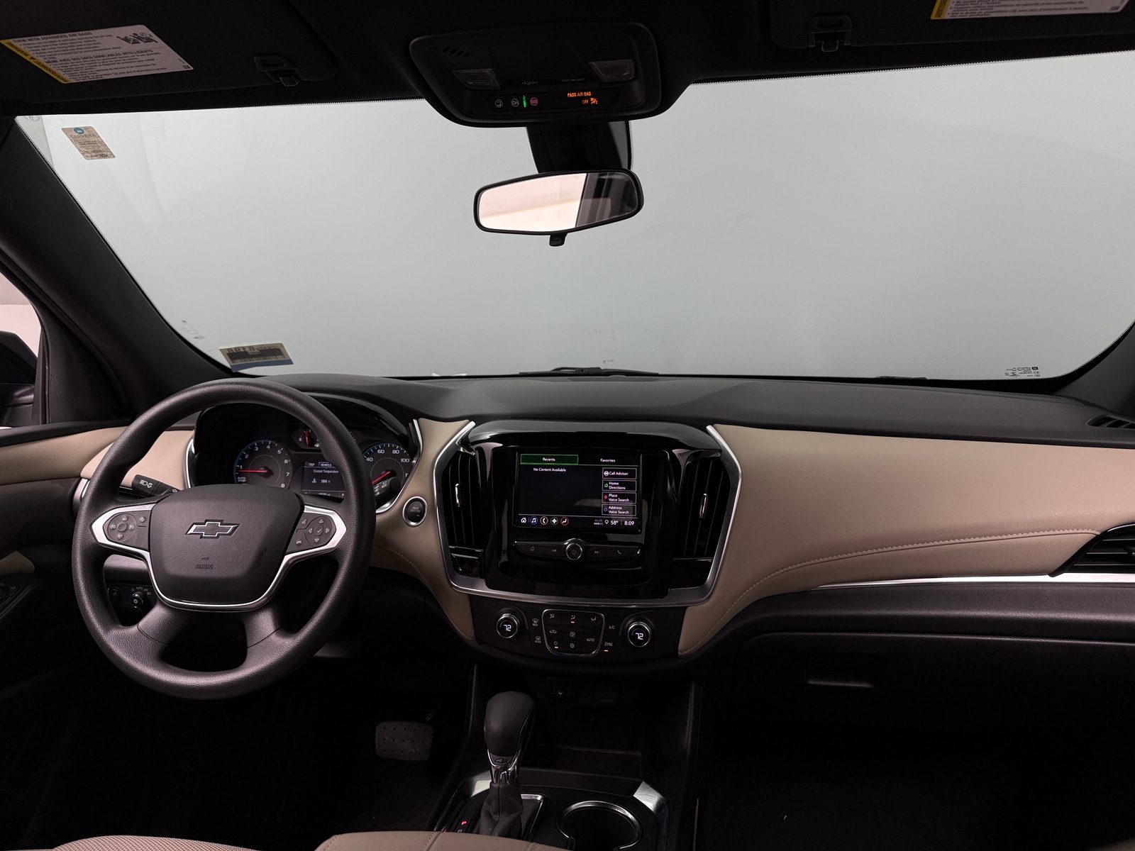 Thumbnail: 2023 Chevrolet Traverse - 3