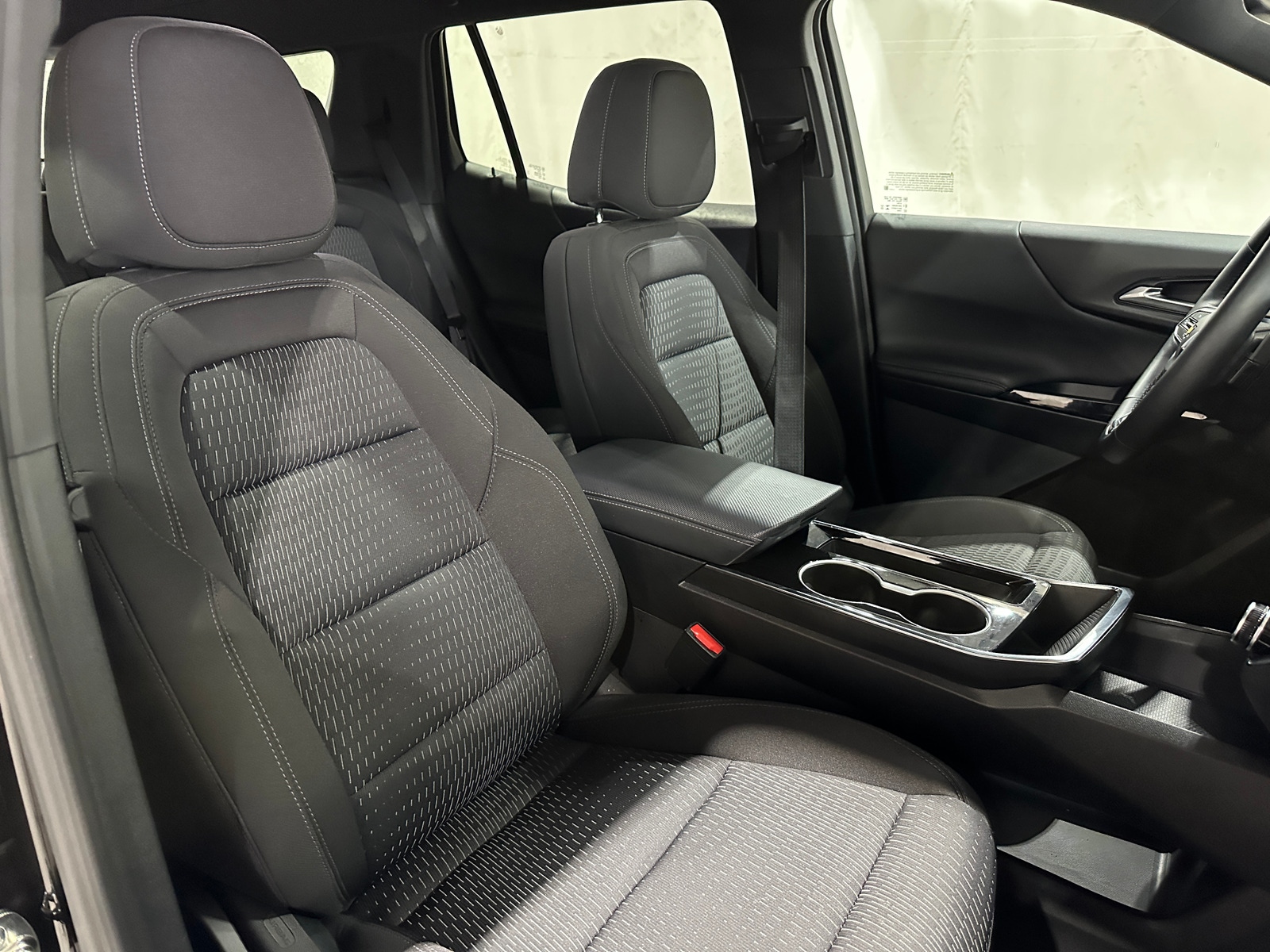 Thumbnail: 2025 Chevrolet Equinox - 2