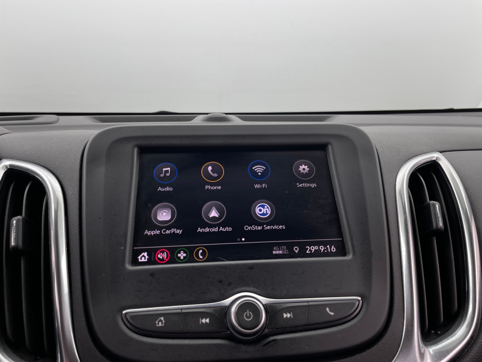 Thumbnail: 2020 Chevrolet Equinox - 4