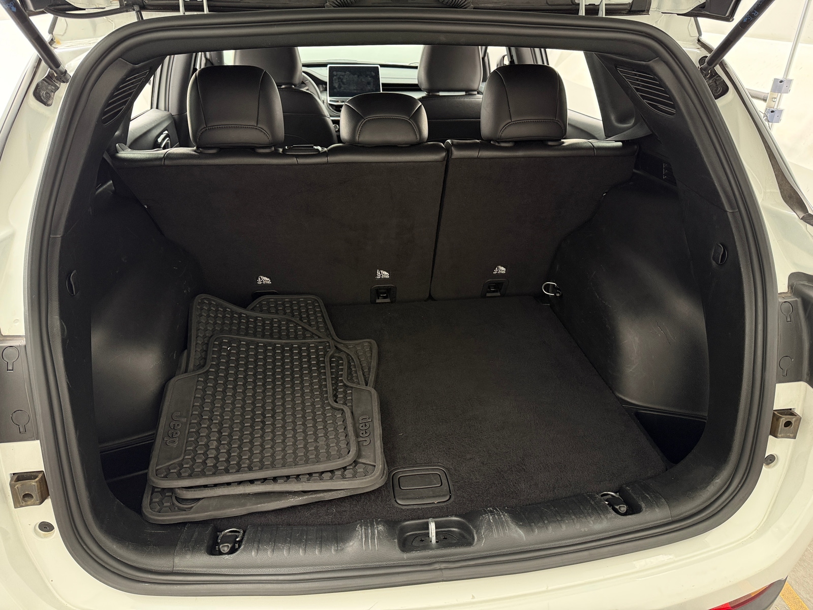 Thumbnail: 2024 Jeep Compass - 6