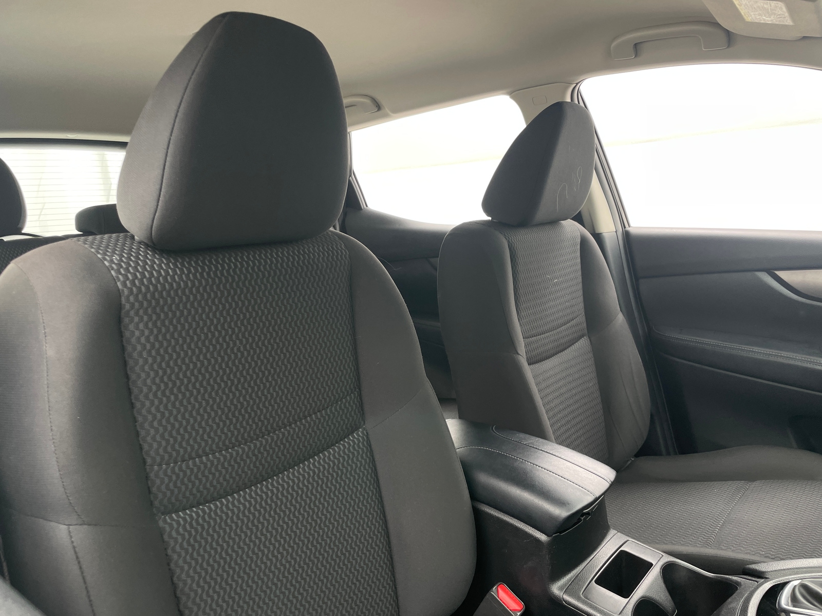 Thumbnail: 2020 Nissan Rogue Sport - 2