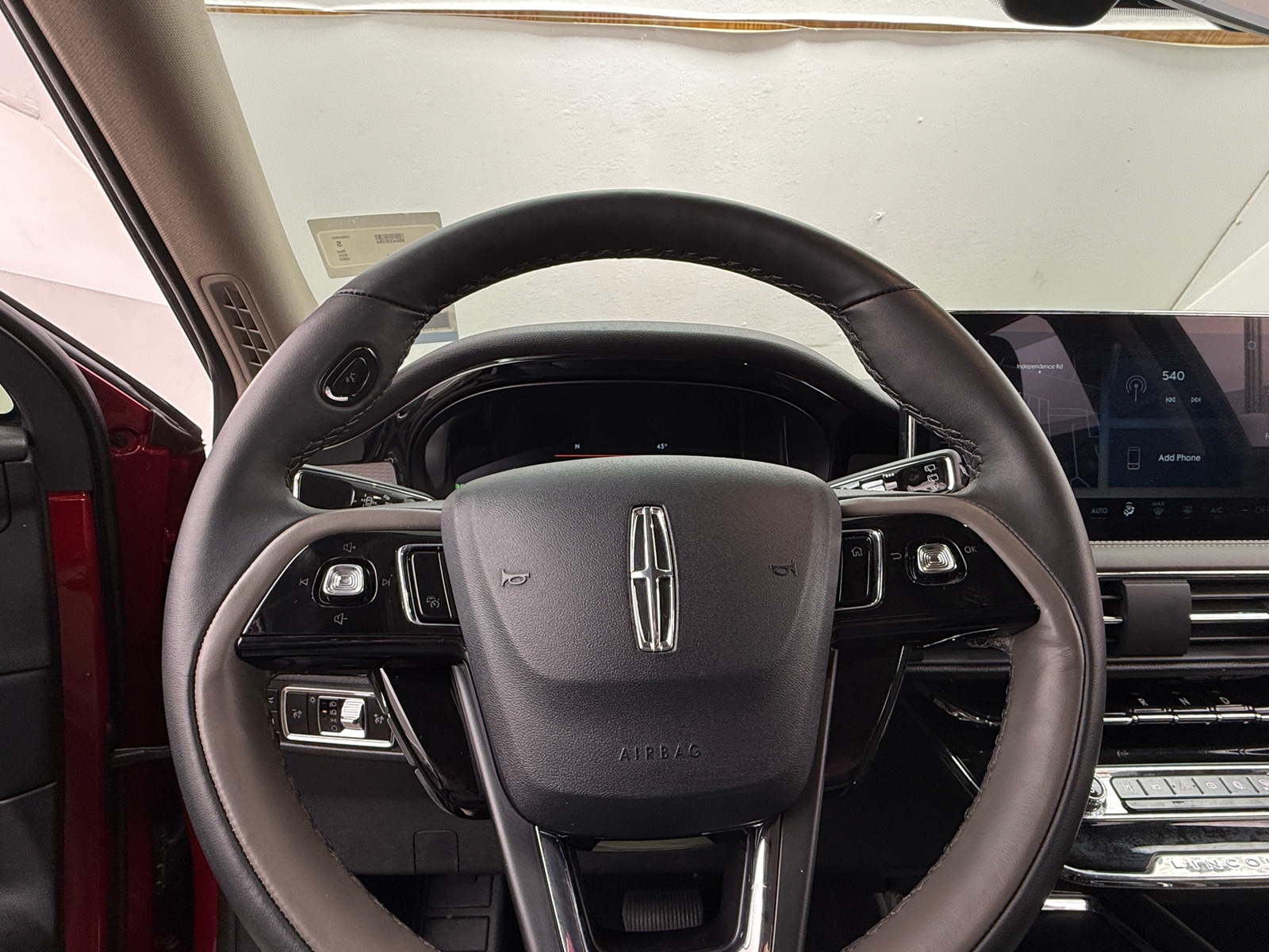 Thumbnail: 2025 Lincoln Corsair - 4