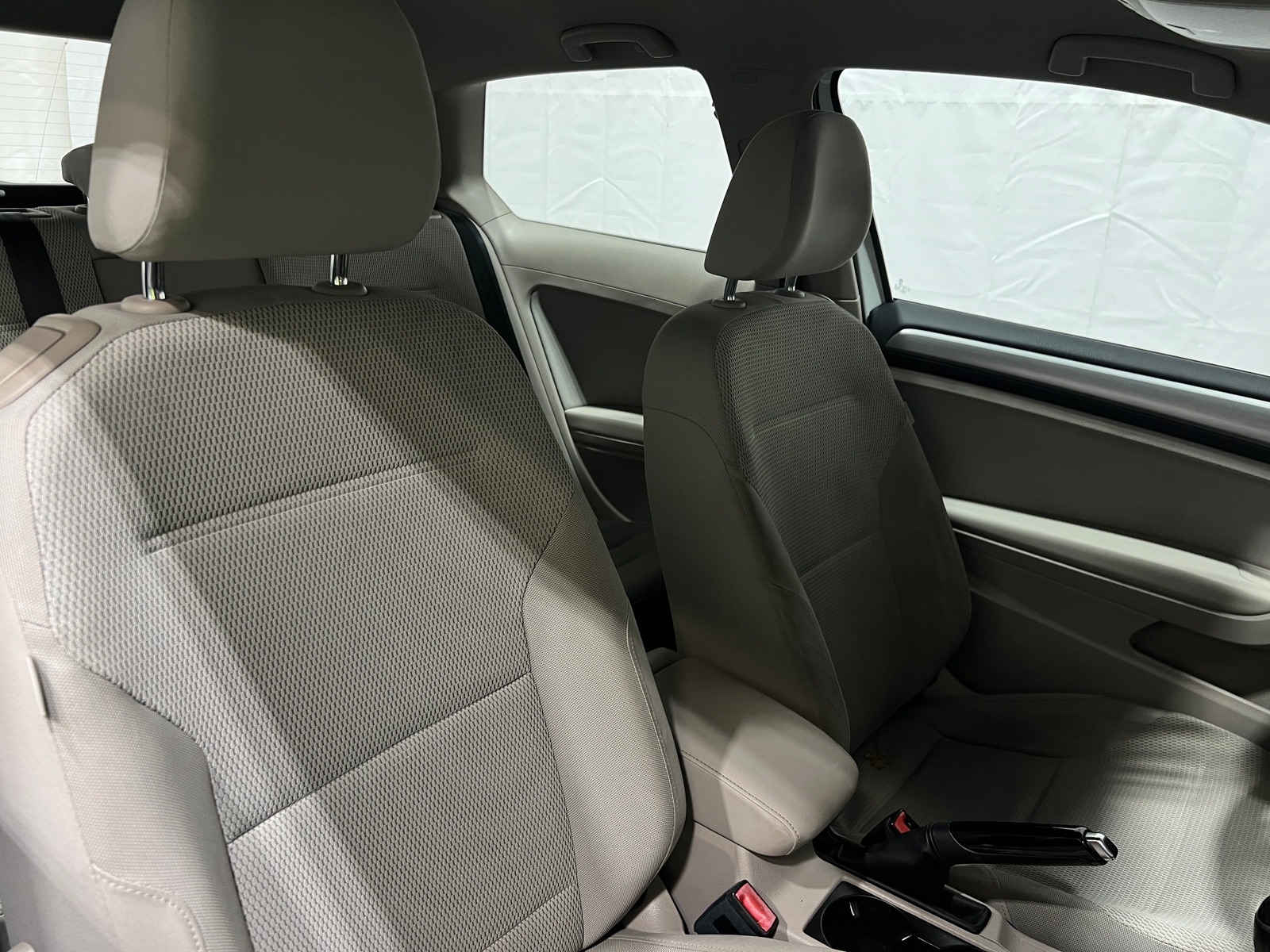 Thumbnail: 2016 Volkswagen Golf - 2