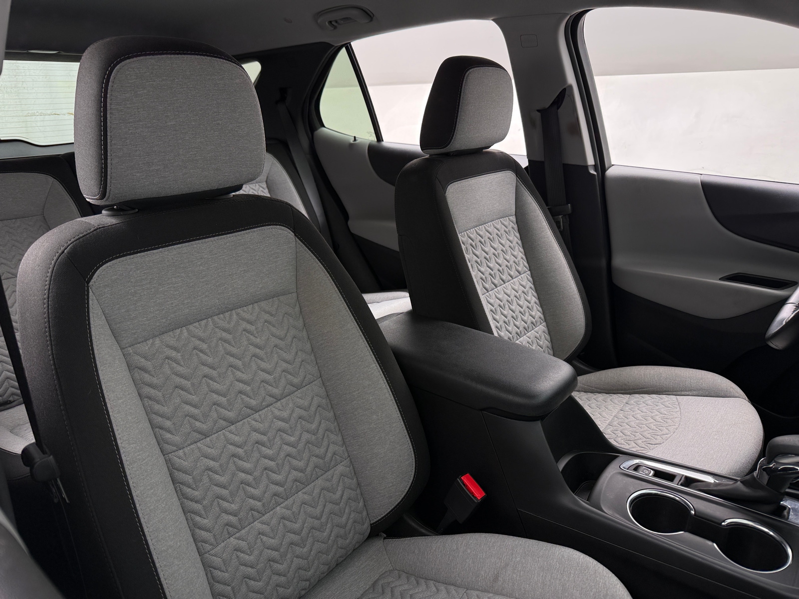 Thumbnail: 2023 Chevrolet Equinox - 2