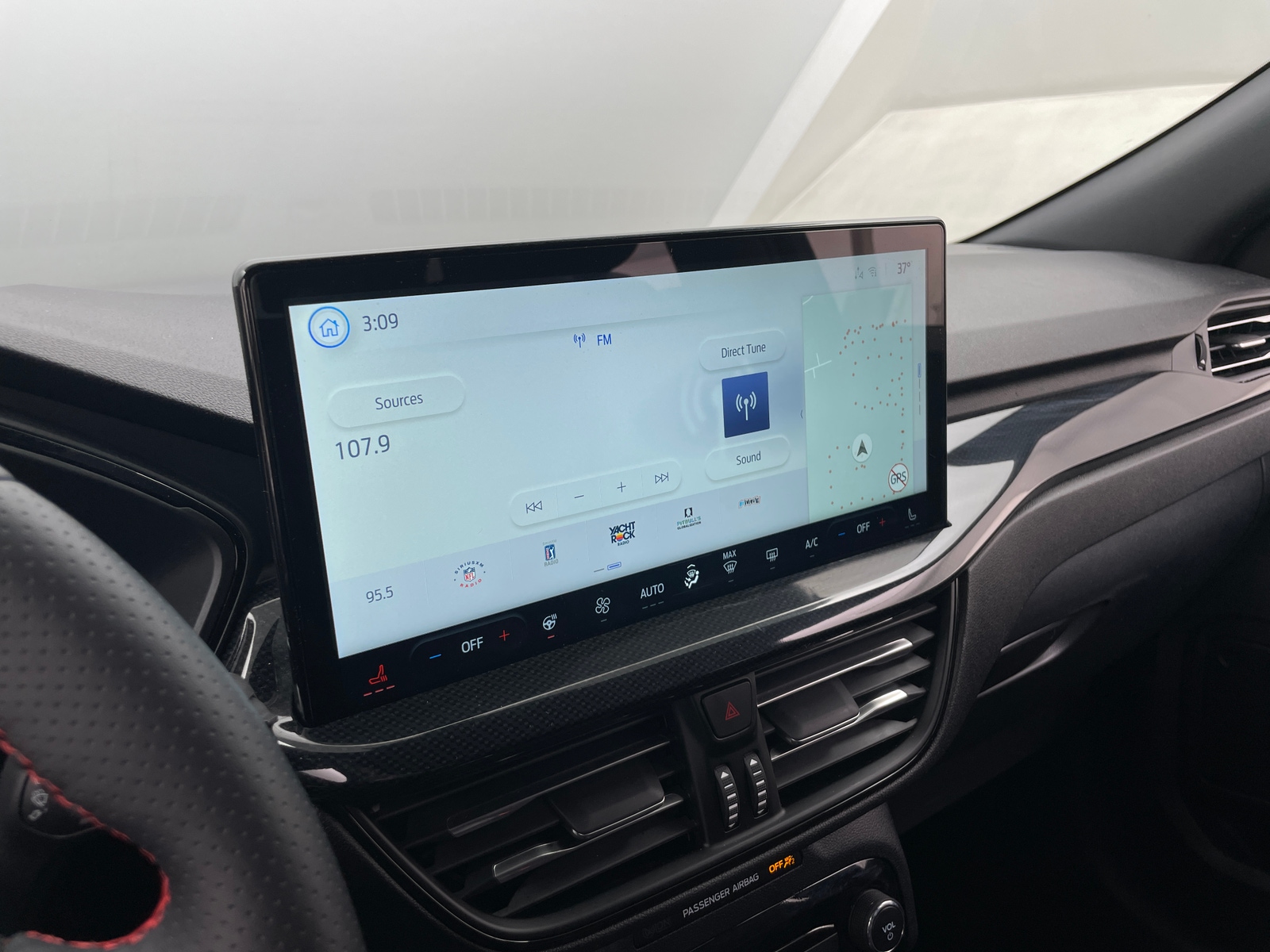 Thumbnail: 2025 Ford Escape - 4