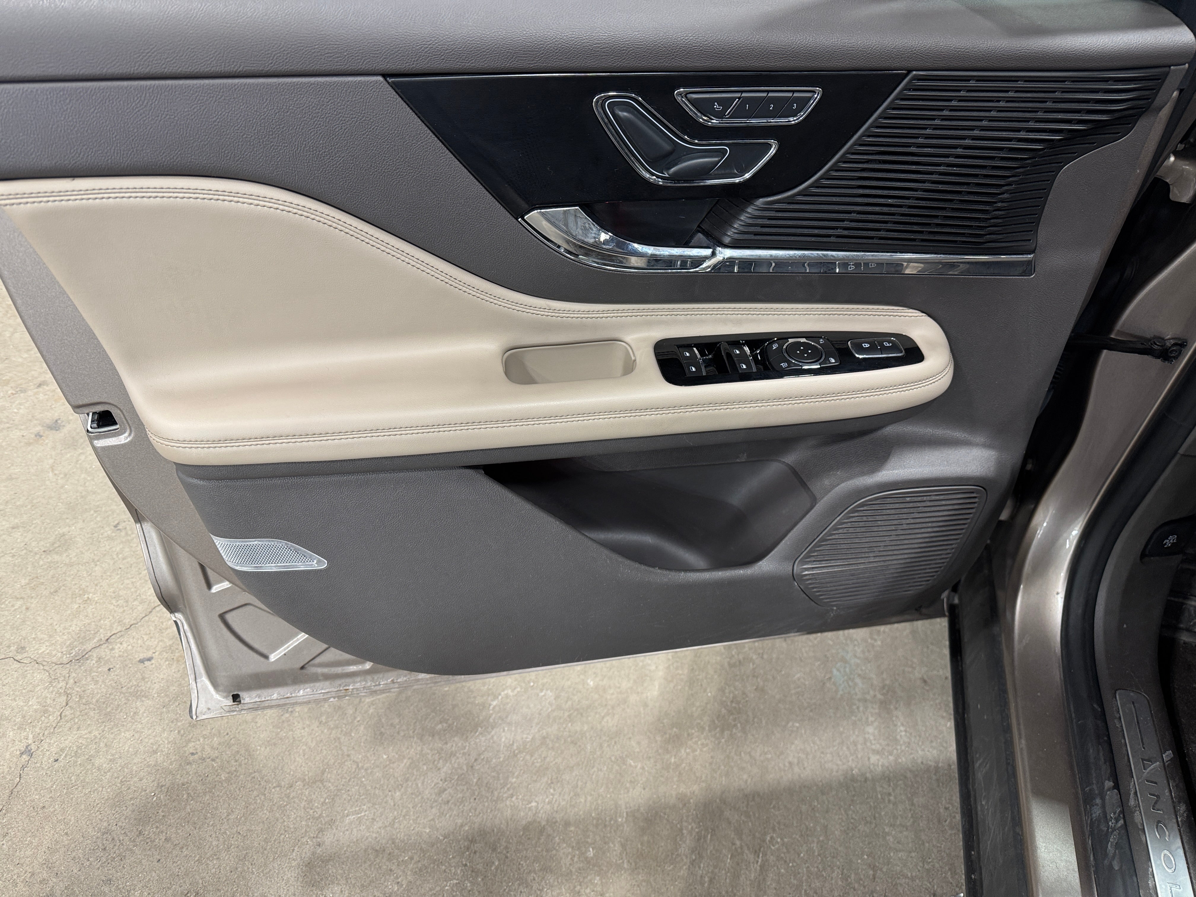 2020 Lincoln Corsair