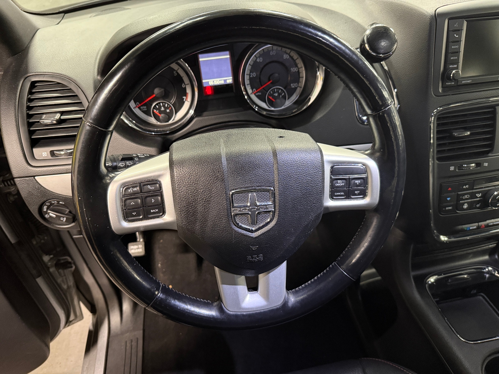 Thumbnail: 2019 Dodge Grand Caravan - 4