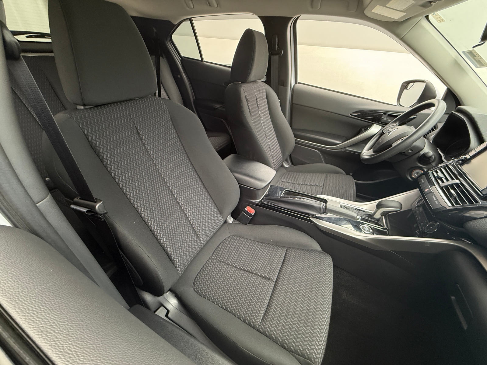 Thumbnail: 2025 Mitsubishi Eclipse Cross - 2