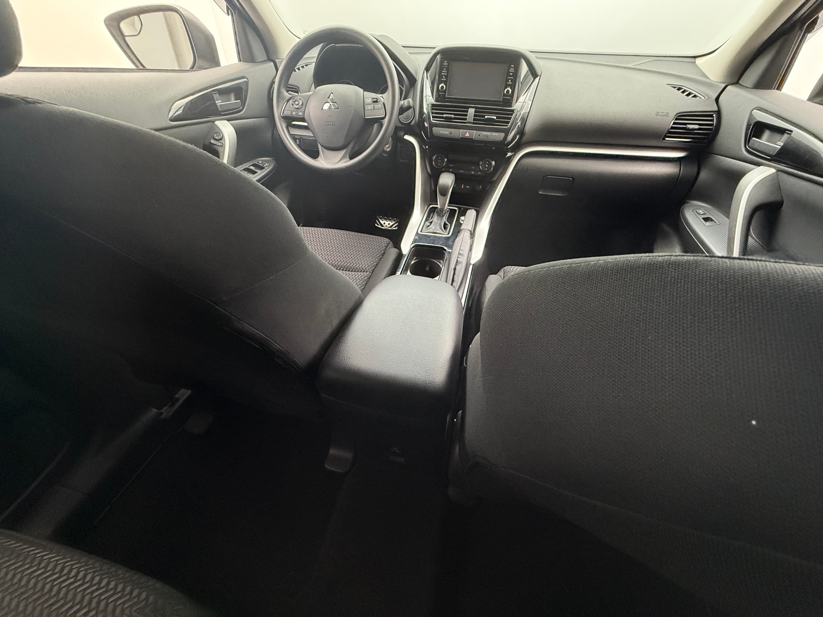 Thumbnail: 2025 Mitsubishi Eclipse Cross - 3