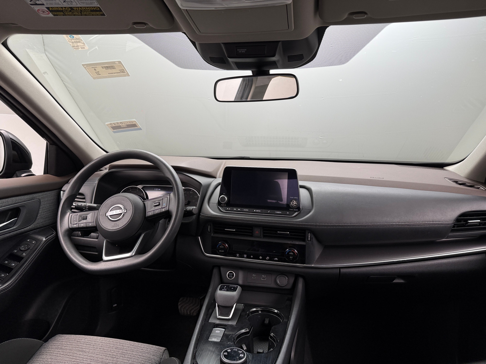 Thumbnail: 2023 Nissan Rogue - 3