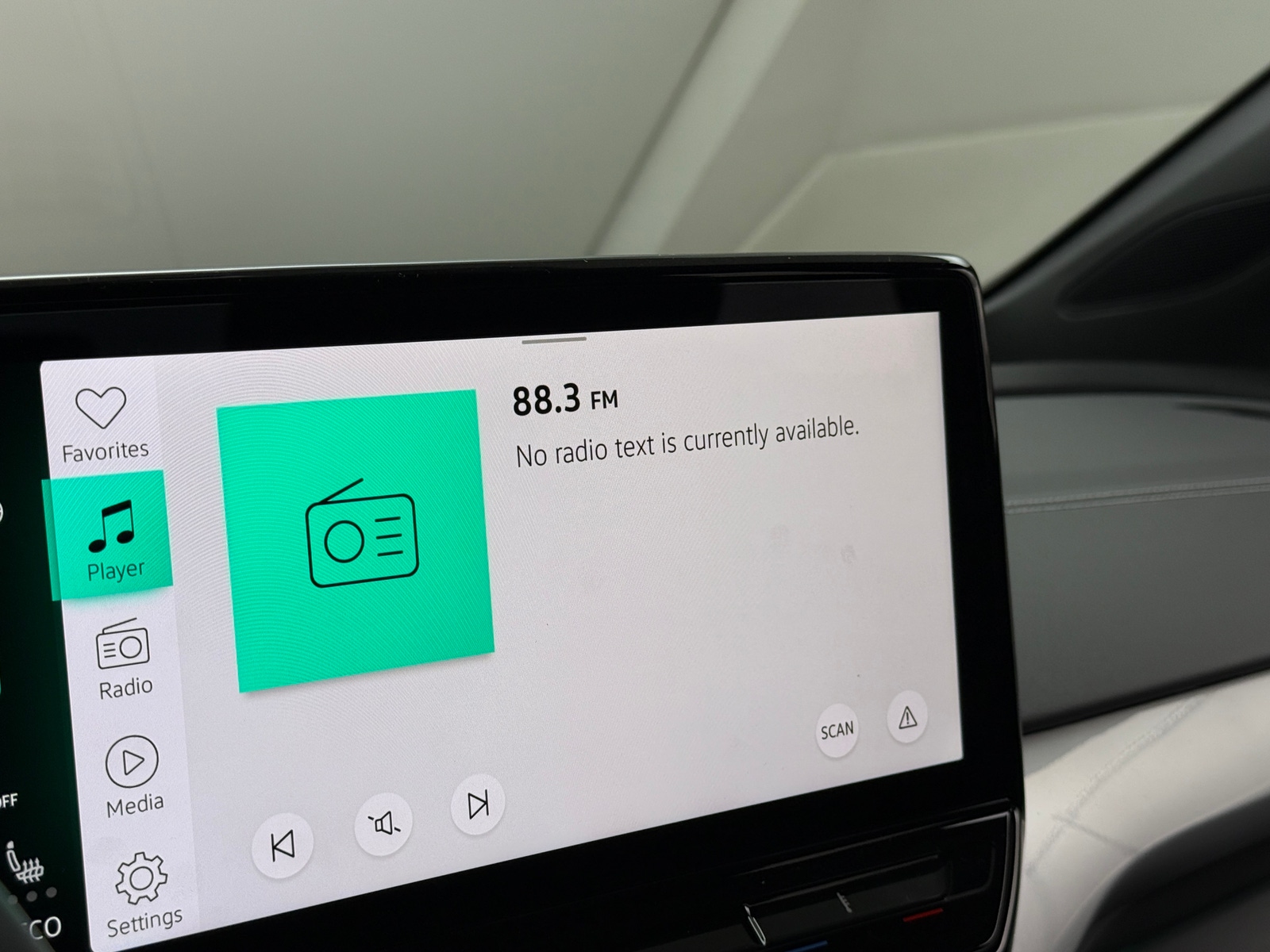 Thumbnail: 2023 Volkswagen ID.4 - 3