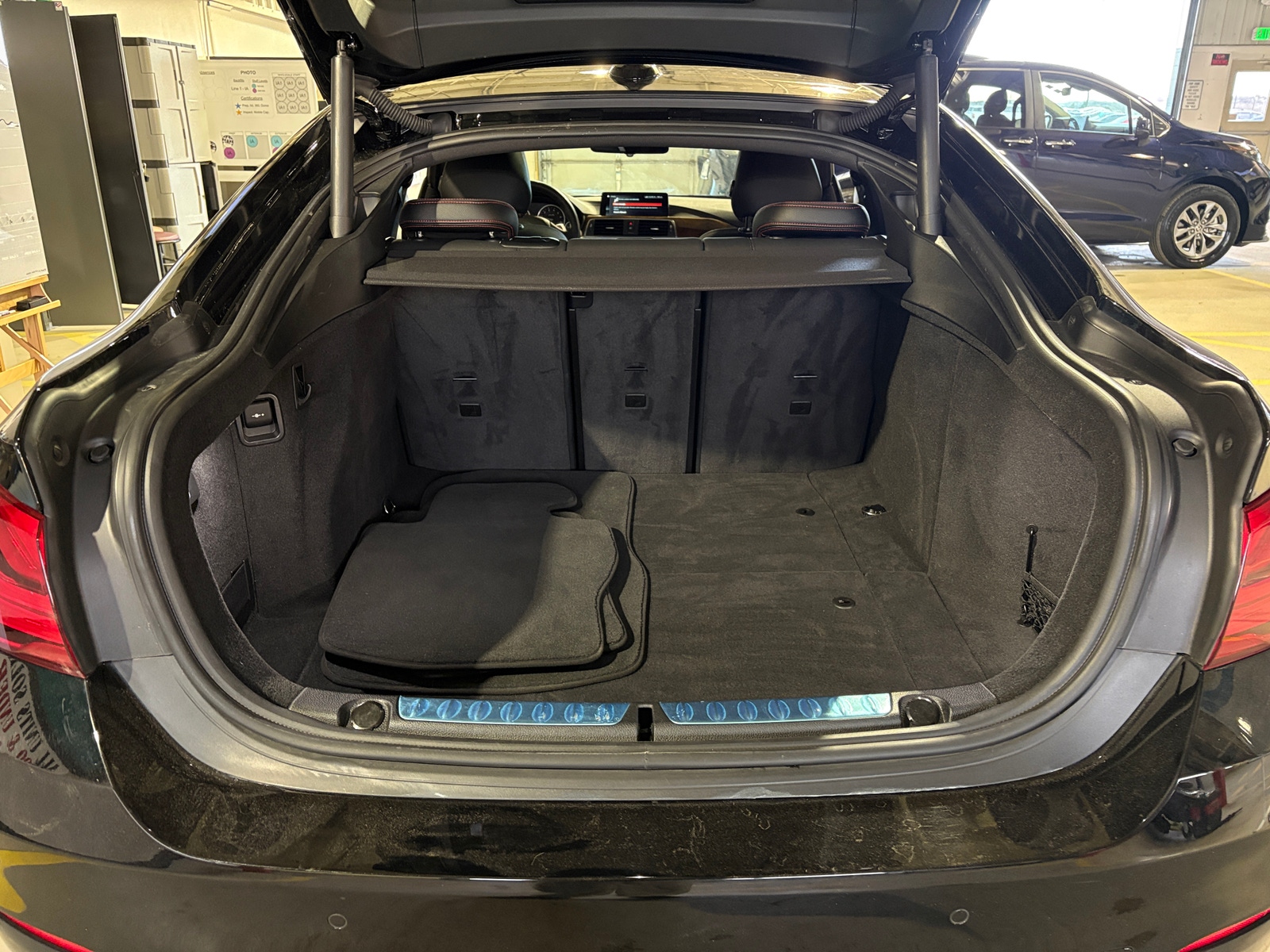 Thumbnail: 2019 BMW 4 Series - 6