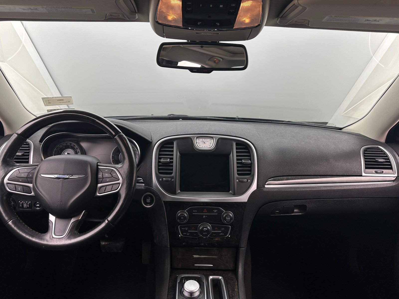 Thumbnail: 2019 Chrysler 300 - 2