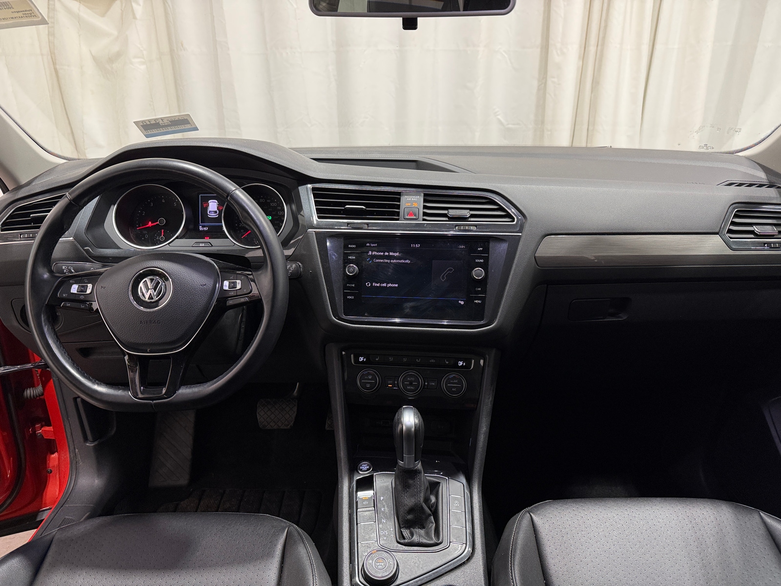 Thumbnail: 2019 Volkswagen Tiguan - 2