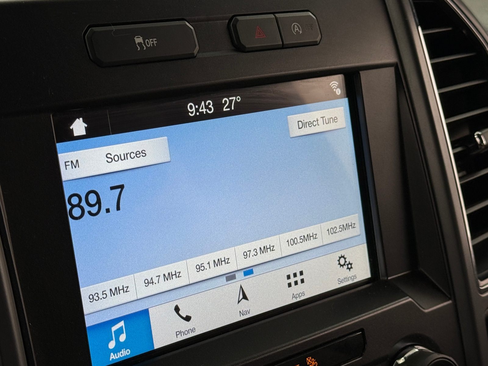 Thumbnail: 2019 Ford Econoline - 4