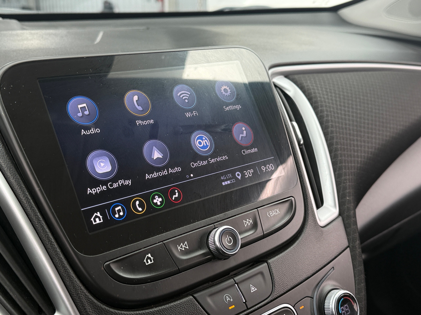 Thumbnail: 2024 Chevrolet Malibu - 4