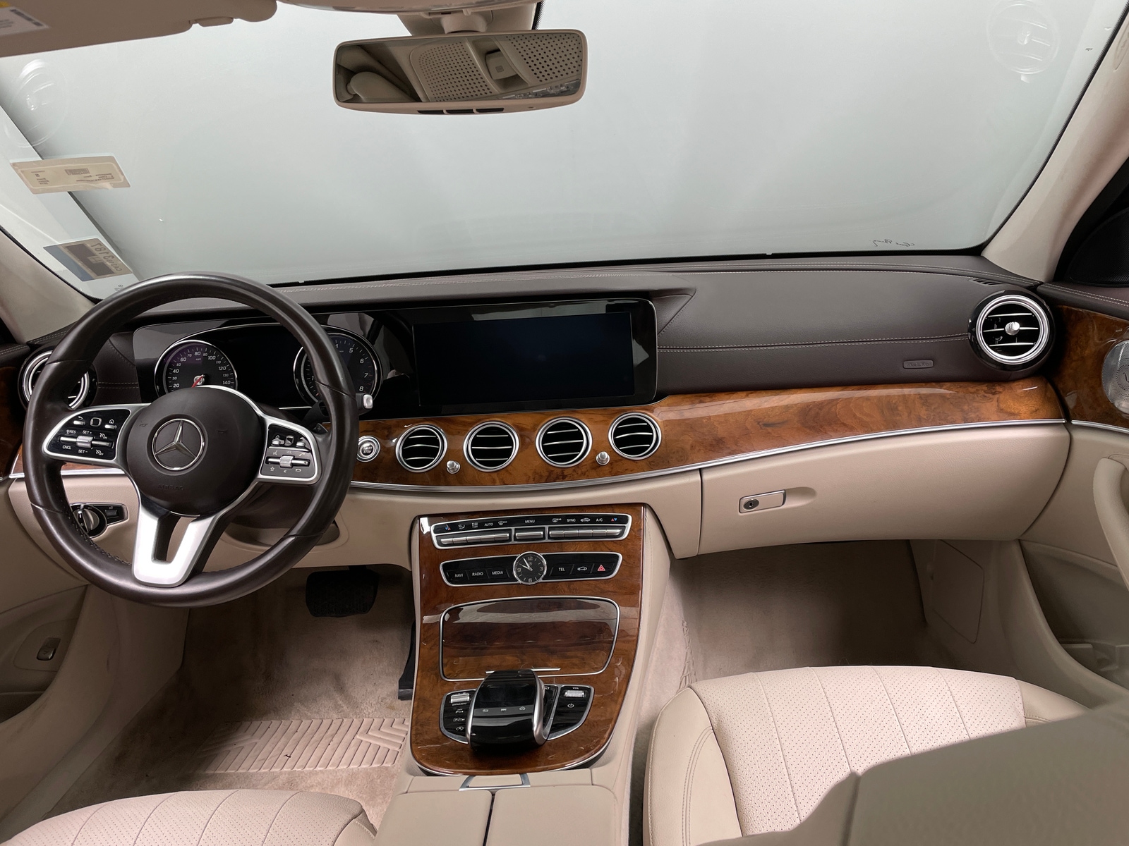 Thumbnail: 2019 Mercedes-Benz E-Class - 2