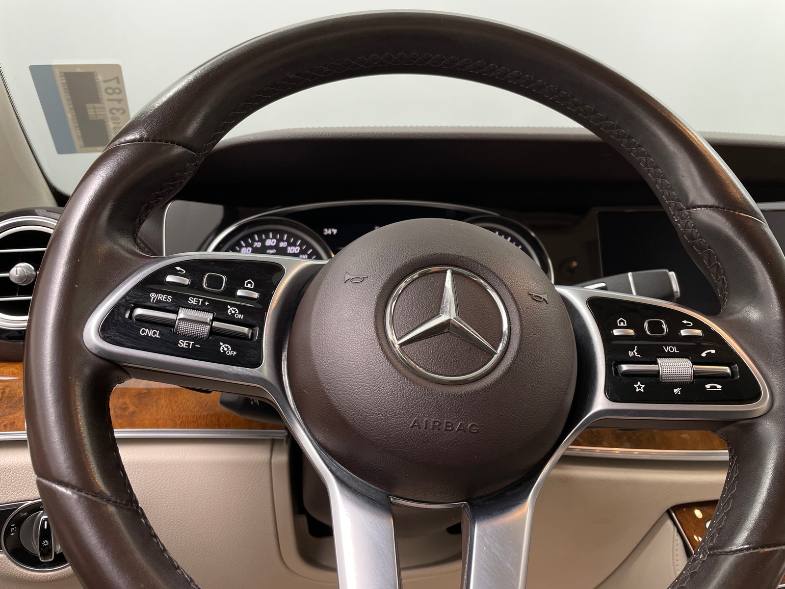 Thumbnail: 2019 Mercedes-Benz E-Class - 4