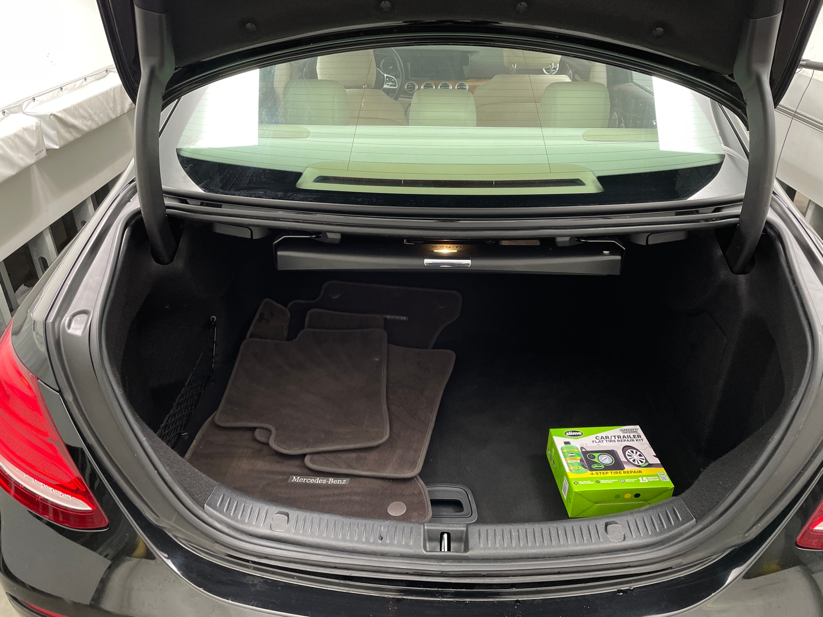 Thumbnail: 2019 Mercedes-Benz E-Class - 6