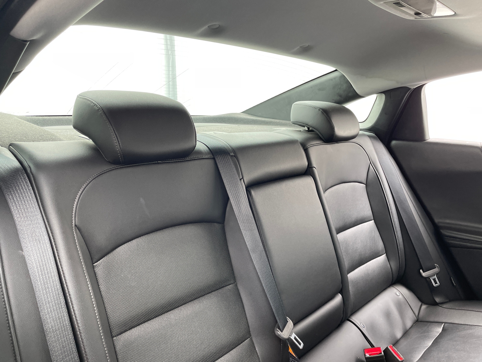 Thumbnail: 2017 Chevrolet Malibu - 5