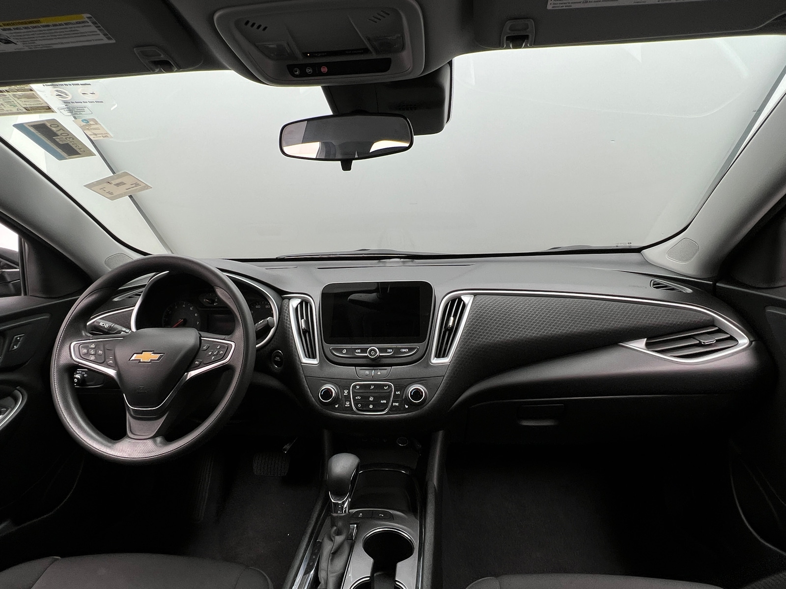 Thumbnail: 2024 Chevrolet Malibu - 3