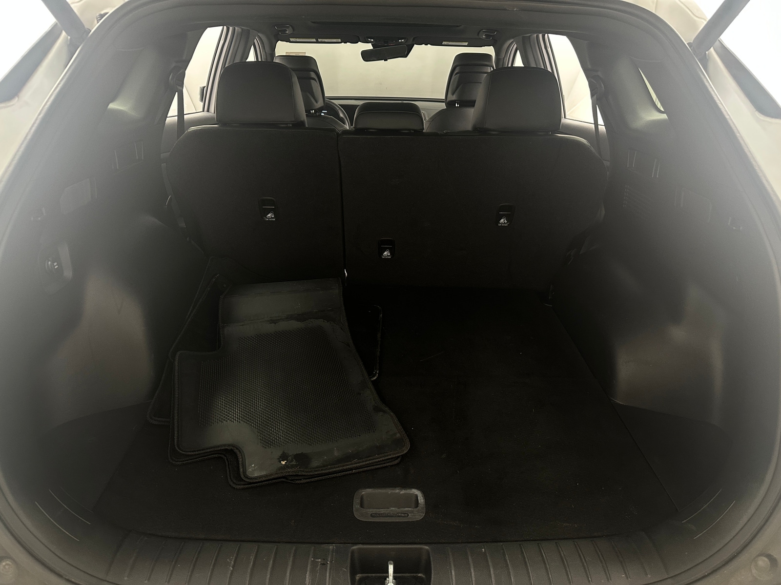 Thumbnail: 2023 Kia Sportage - 6