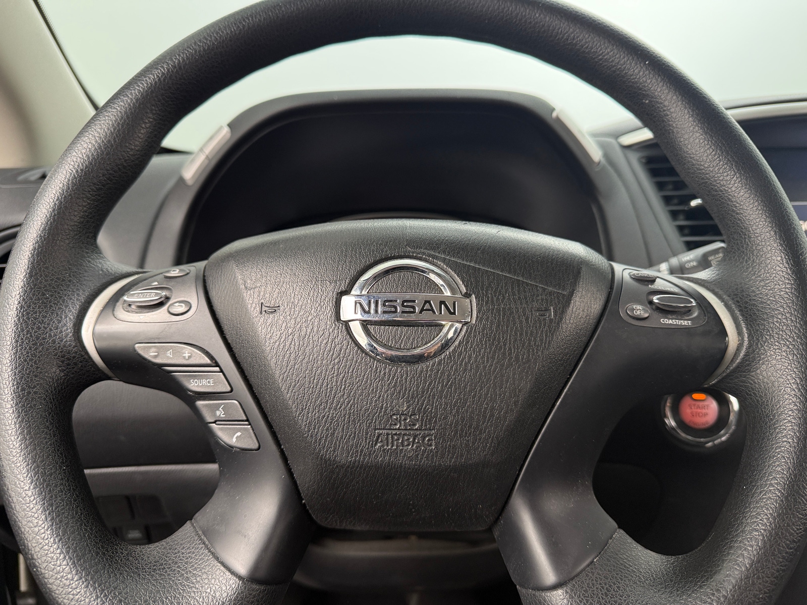 Thumbnail: 2017 Nissan Pathfinder - 5