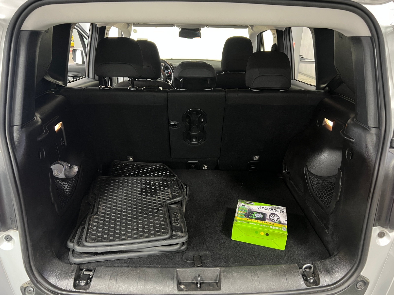 Thumbnail: 2017 Jeep Renegade - 7