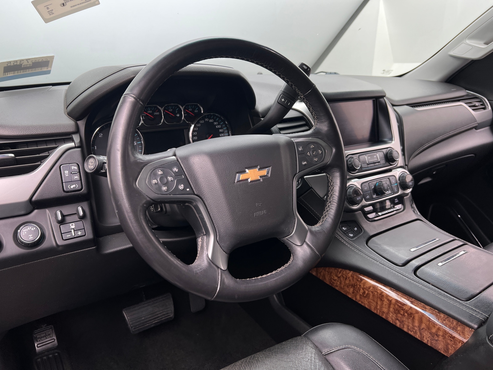 Thumbnail: 2018 Chevrolet Tahoe - 4