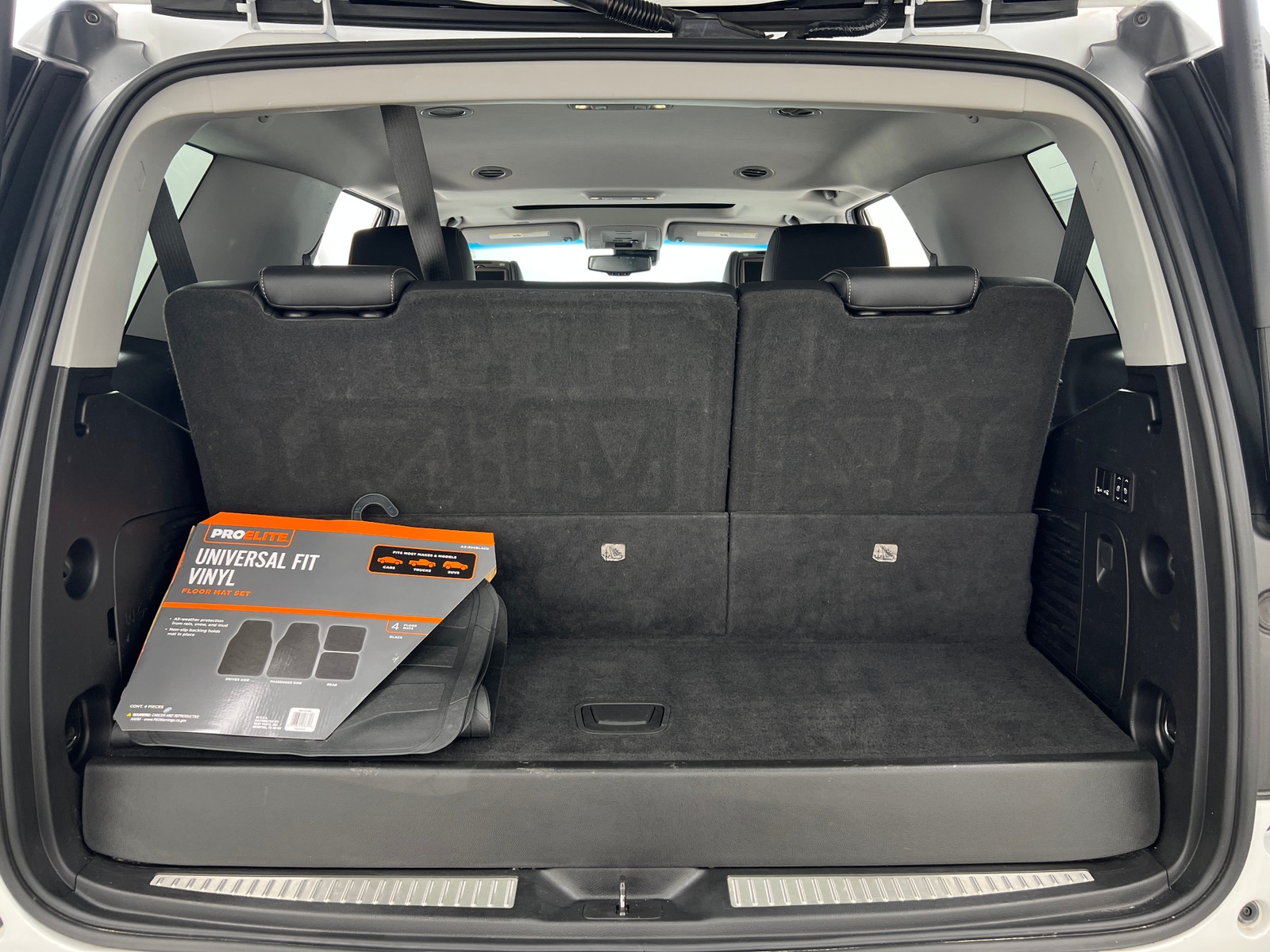 Thumbnail: 2018 Chevrolet Tahoe - 6