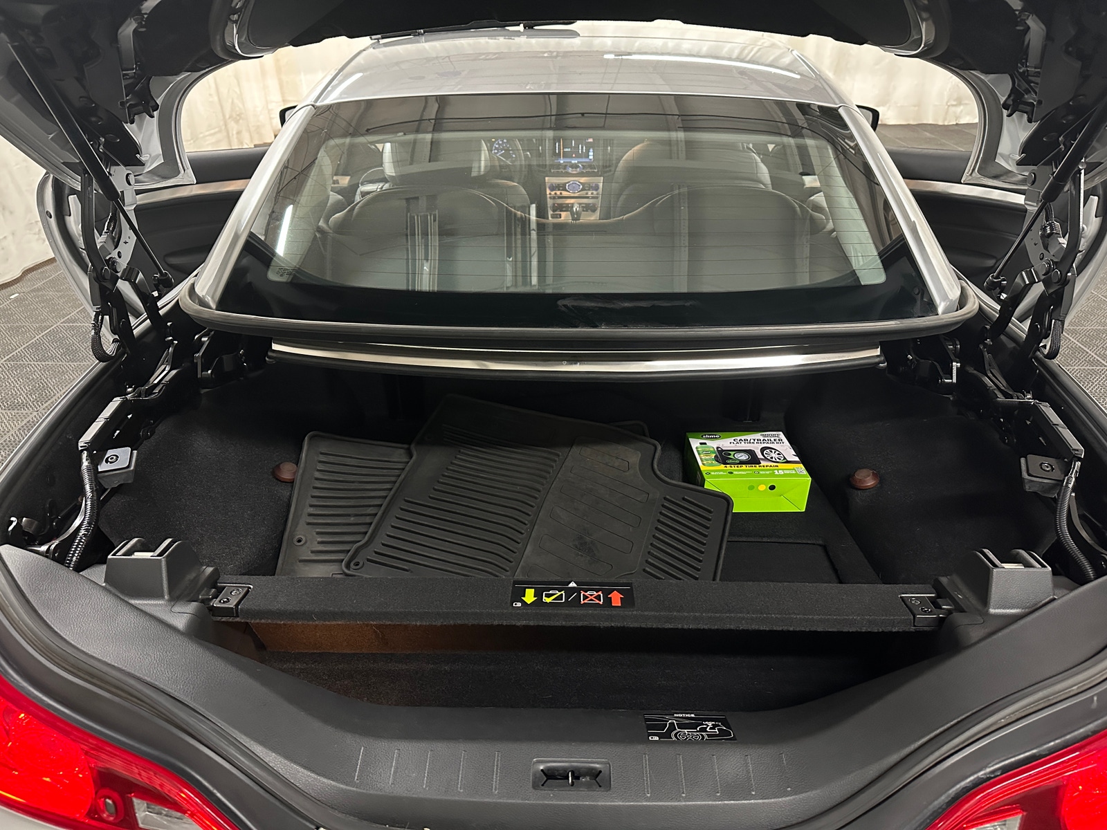 Thumbnail: 2014 INFINITI Q60 - 6