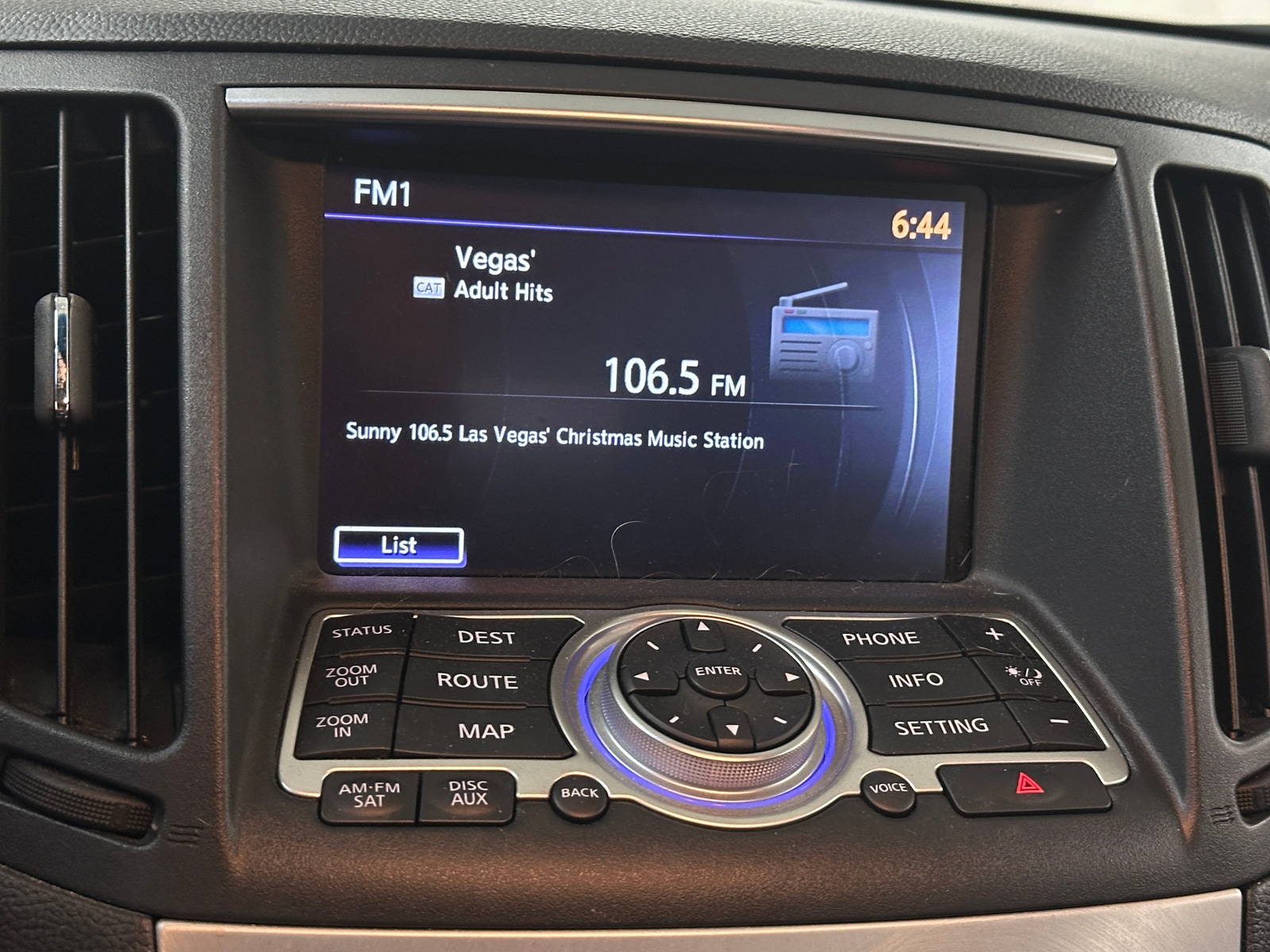 Thumbnail: 2014 INFINITI Q60 - 3