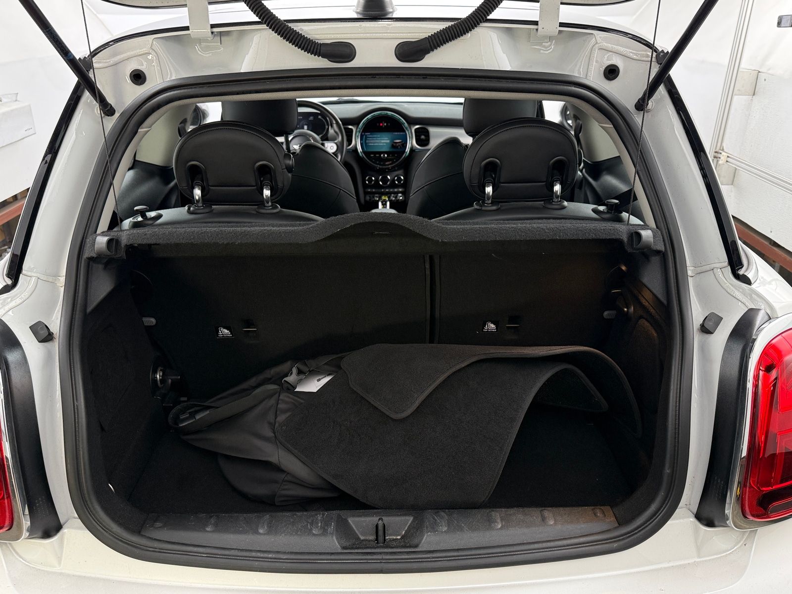 Thumbnail: 2024 MINI Cooper Hardtop - 5