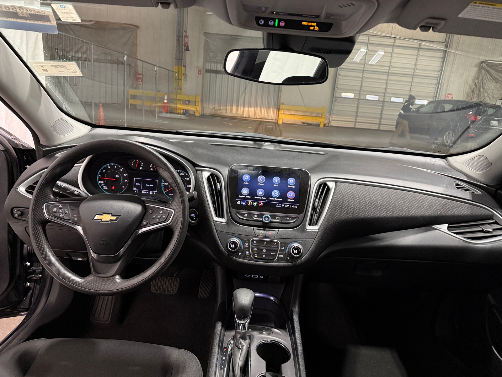 Thumbnail: 2024 Chevrolet Malibu - 3