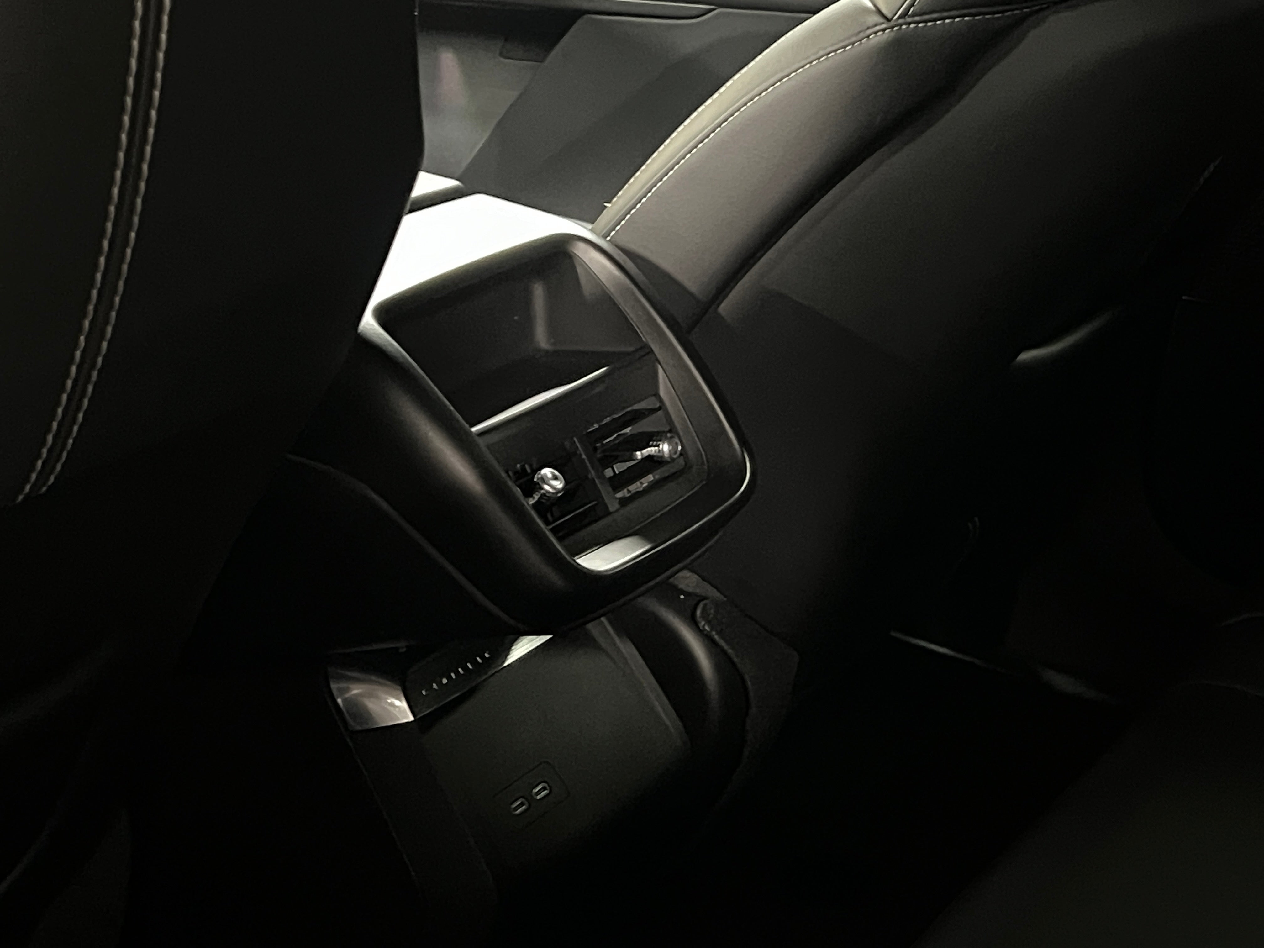 Used 2024 Cadillac LYRIQ Luxury 1 with VIN 1GYKPPRK6RZ104951 for sale in Auburn, WA