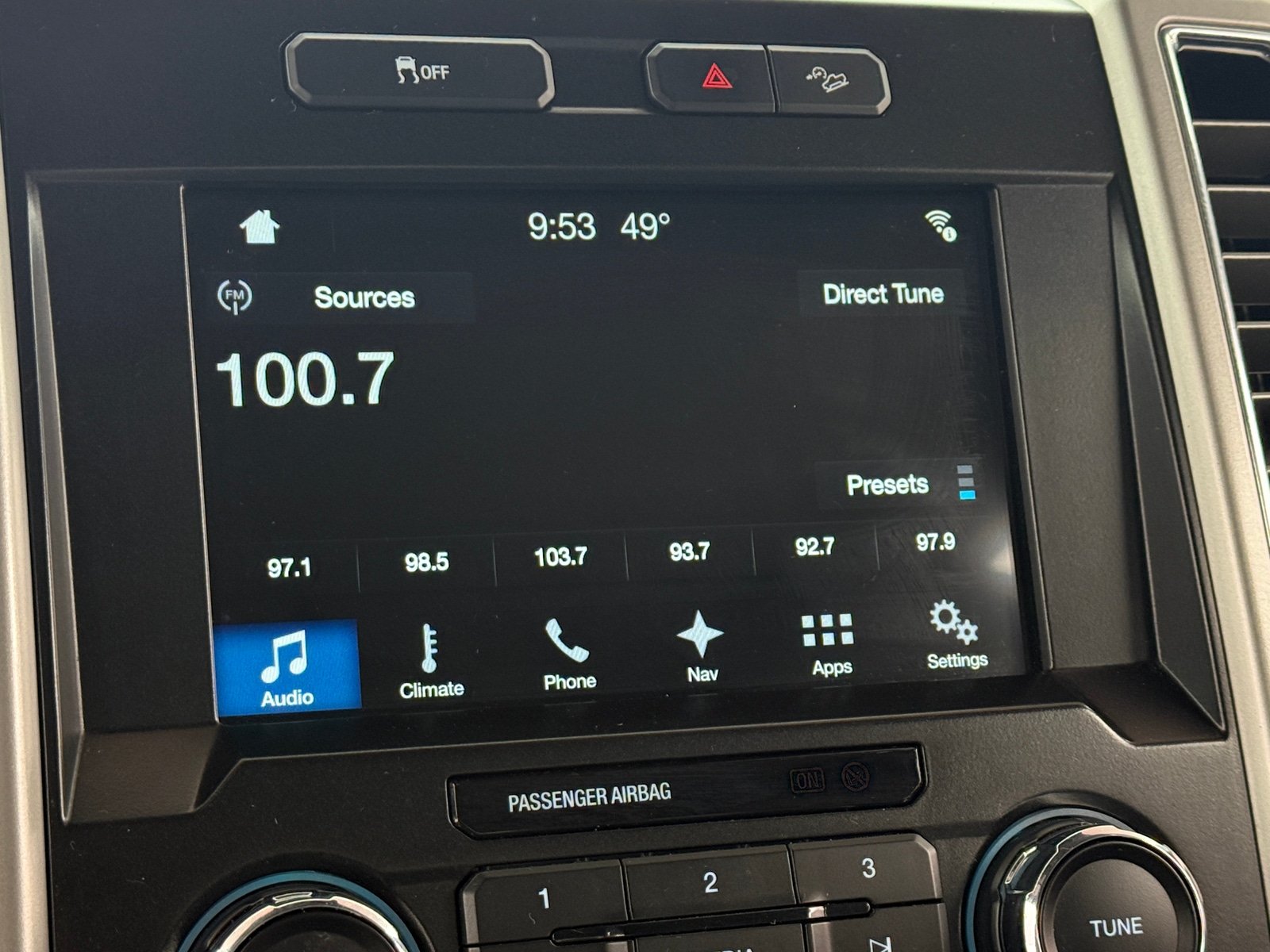 Thumbnail: 2017 Ford Econoline - 3